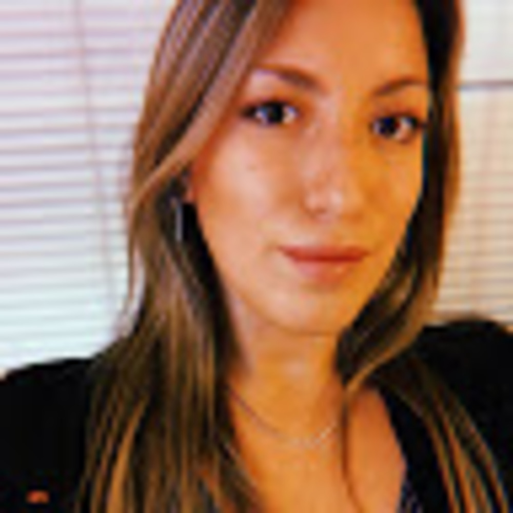 Meet your Posher, Candelaria